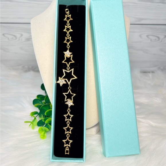 Jewelry - Star Cluster Bracelet with Crystal Accents